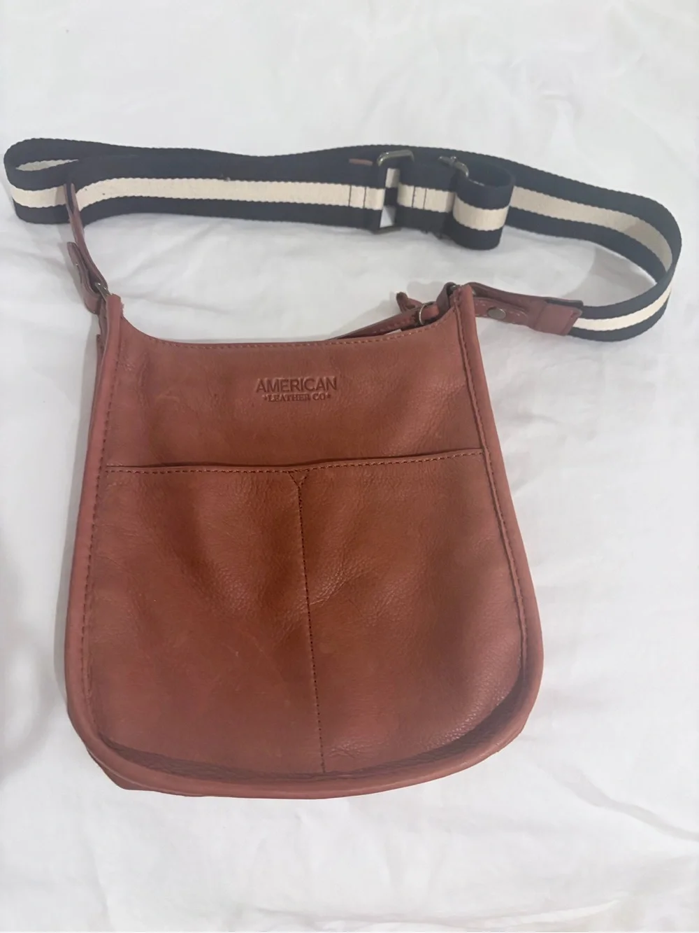 American Leather Co. Women's Brown Leather Crossbody Bag - Picture 2 of 5